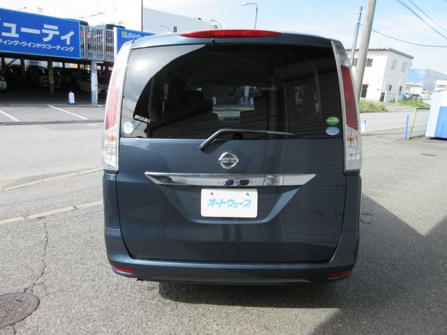 Nissan SERENA 2012-07 12469-5