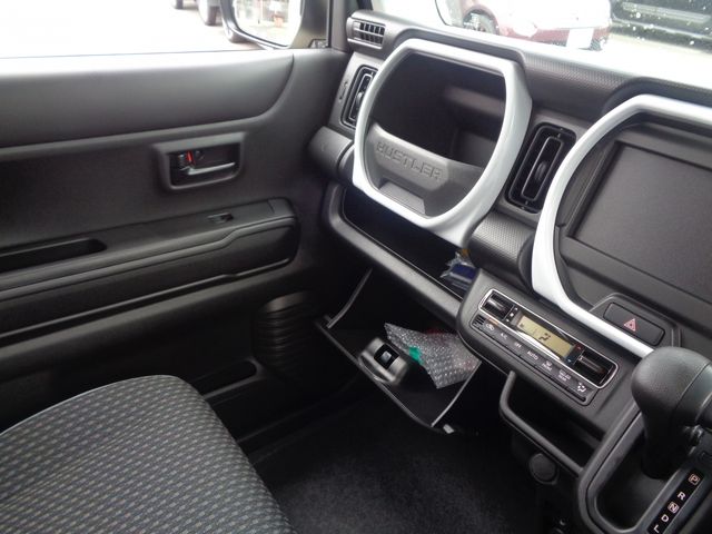 Suzuki HUSTLER 2023-11 181737-27