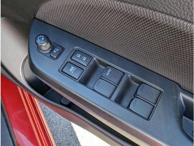 Suzuki SWIFT 2012-12 183714-26