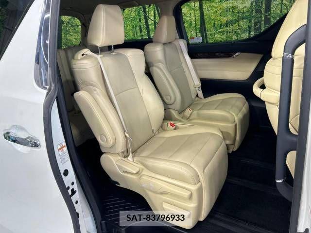 Toyota ALPHARD 2018-03 355564-9