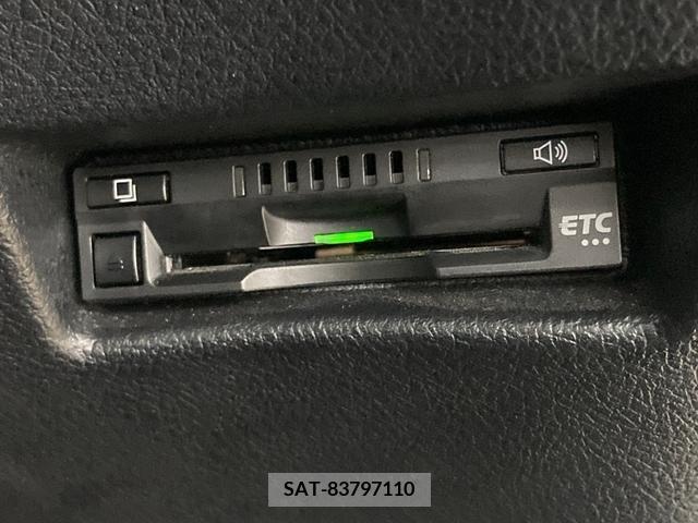 Toyota SIENTA 2019-06 368209-8