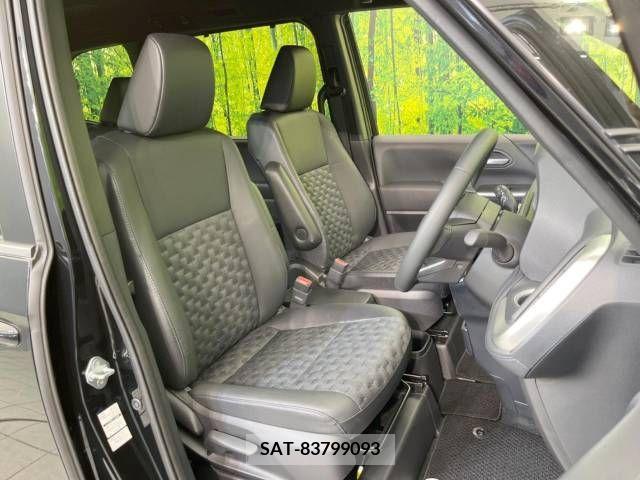 Toyota VOXY 2023-10 289025-8