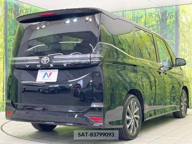 Toyota VOXY 2023-10 289025-18
