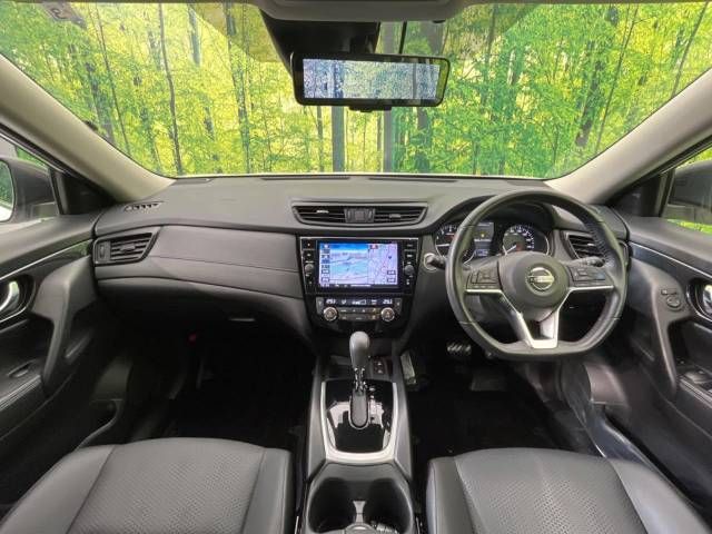 Nissan X-TRAIL 2018-03 188225-1
