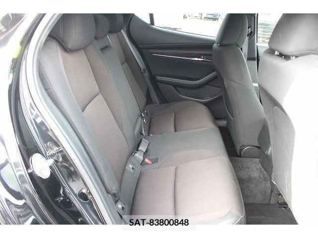 Mazda MAZDA3 2019-08 225481-12