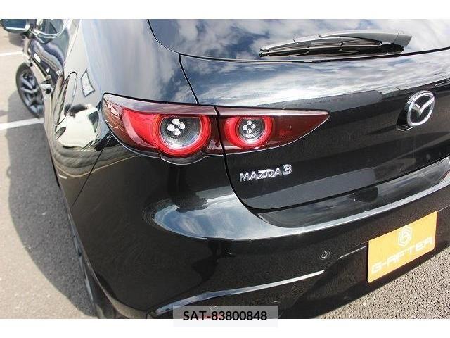 Mazda MAZDA3 2019-08 225481-6