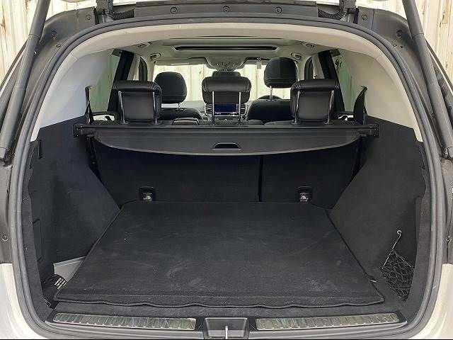 Mercedes Benz GLE-CLASS 2015-11 4865-11