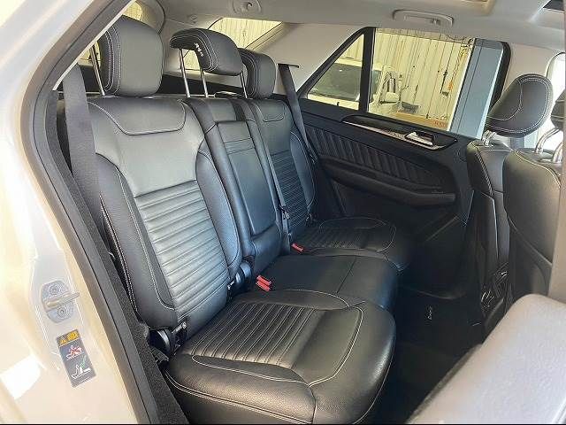 Mercedes Benz GLE-CLASS 2015-11 4865-13