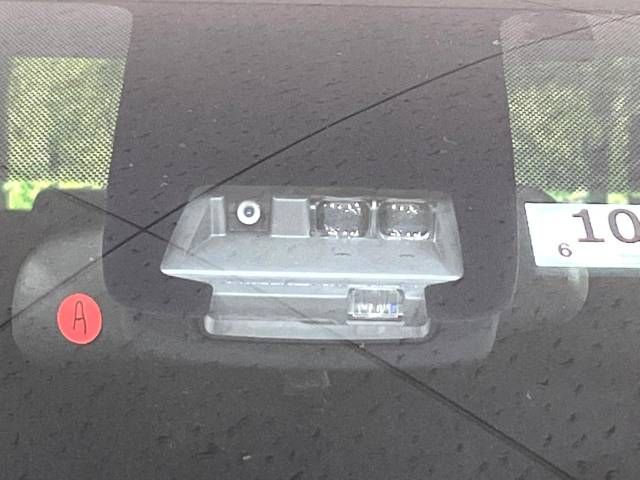 Toyota SIENTA 2015-10 194939-2