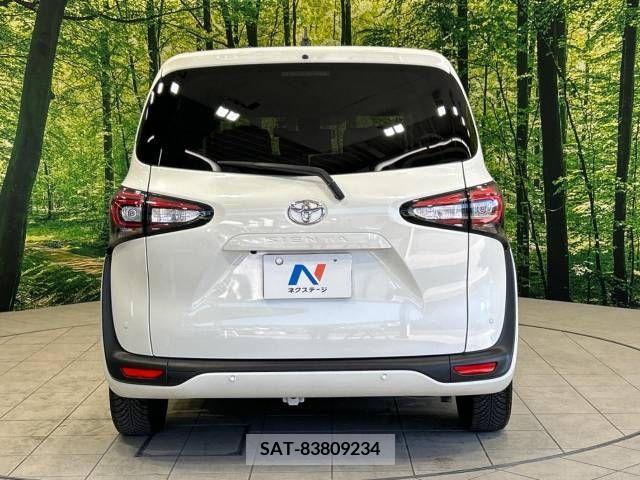 Toyota SIENTA 2022-04 298399-16