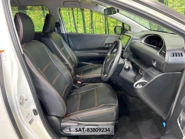 Toyota SIENTA 2022-04 298399-8