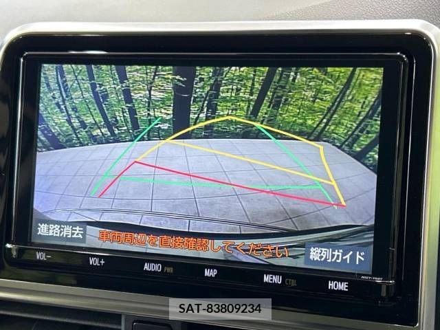 Toyota SIENTA 2022-04 298399-3