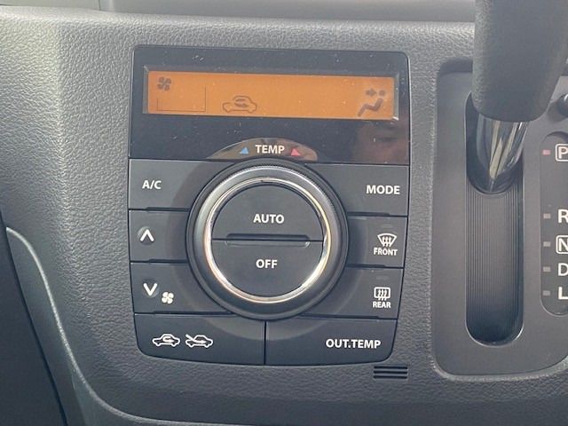 Suzuki SPACIA 2014-12 19208-10