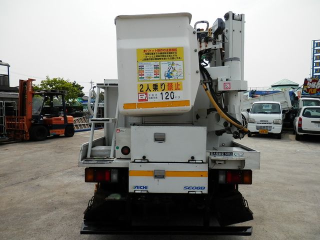 Isuzu ELF TRUCK 2007-04 3438-6