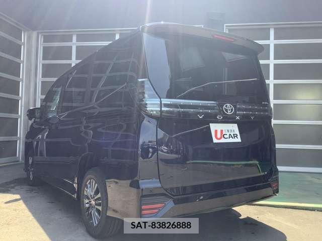 Toyota VOXY 2023-10 382803-12