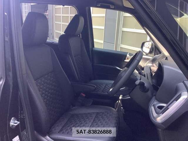 Toyota VOXY 2023-10 382803-4