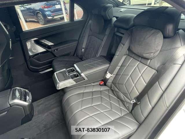 Bmw 7 SERIES 2024-03 357120-15