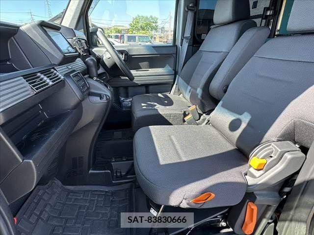 Honda N-VAN 2020-11 323098-17