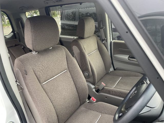 Honda e 2017-08 13270-5