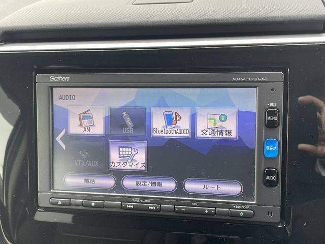 Honda e 2017-08 13270-15