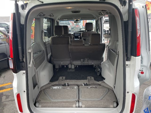 Honda e 2017-08 13270-10