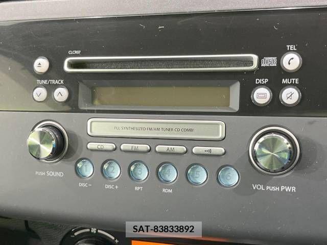Suzuki SWIFT 2007-12 320895-2