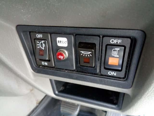 Nissan ATLAS 2015-09 12183-7