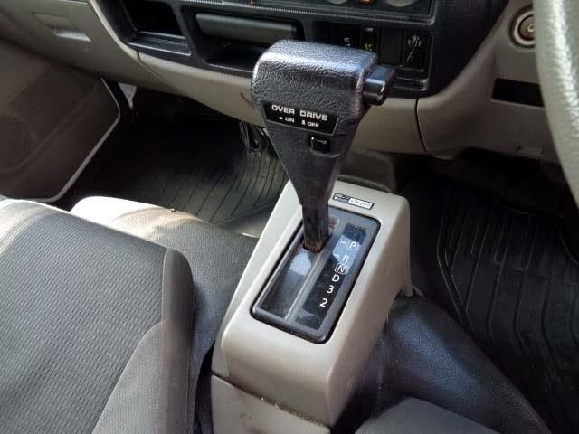 Nissan ATLAS 2015-09 12183-6