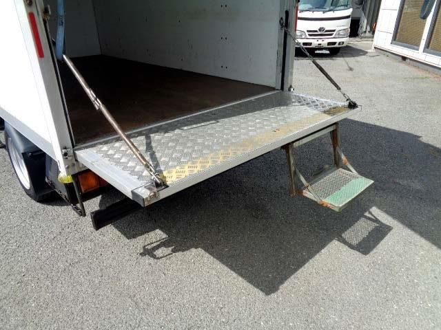Nissan ATLAS 2015-09 12183-12