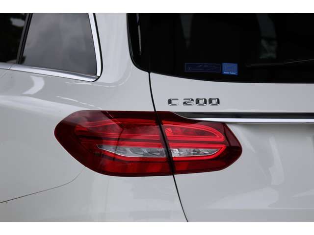 Mercedes Benz C-CLASS 2015-01 15509-7