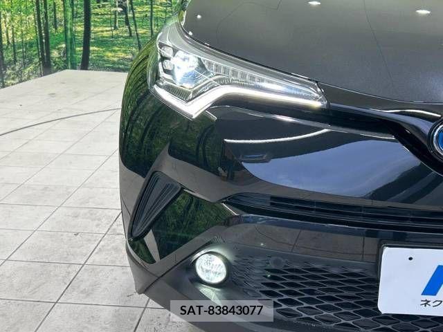 Toyota C-HR 2017-10 265080-12