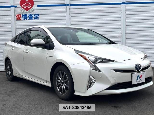 Toyota PRIUS 2017-10 351340-17