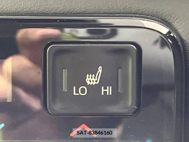 Toyota VOXY HYBRID 2022-03 289644-8
