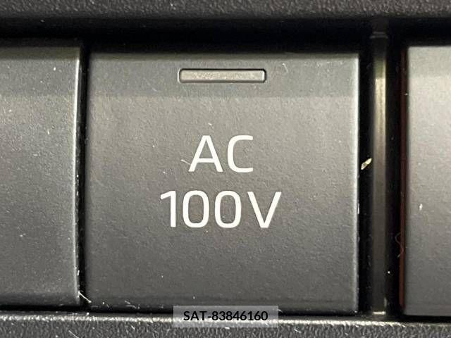 Toyota VOXY HYBRID 2022-03 289644-9