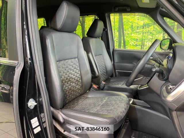 Toyota VOXY HYBRID 2022-03 289644-12