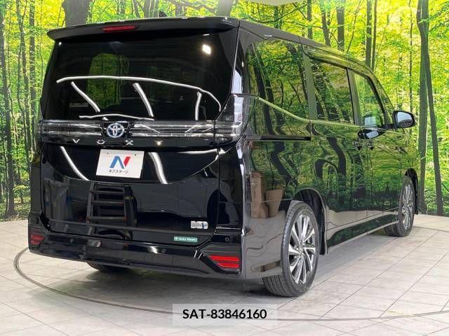Toyota VOXY HYBRID 2022-03 289644-17