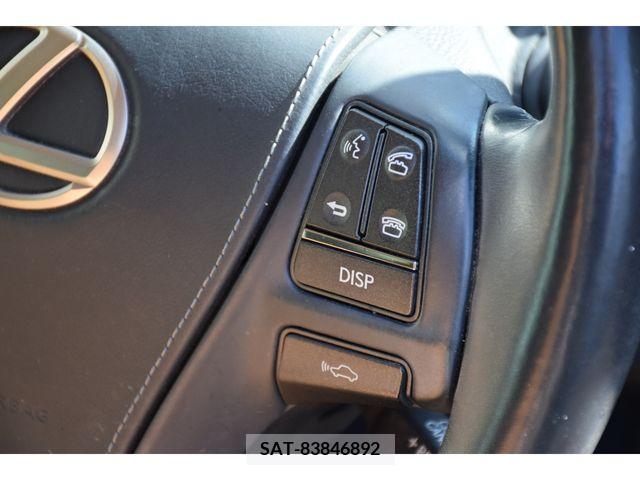 Lexus LS 2013-01 253707-19