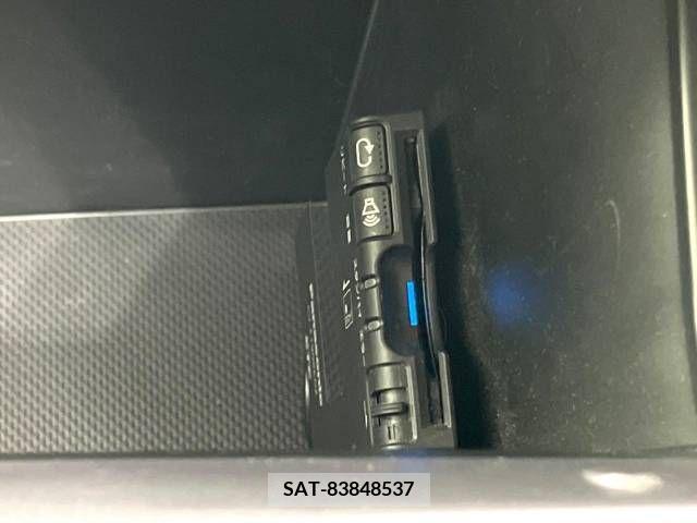 Toyota VELLFIRE 2015-04 212137-6