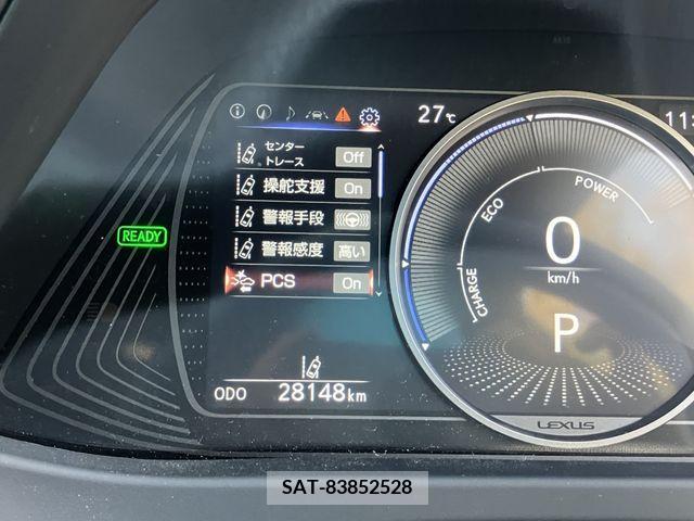 Lexus UX 2019-12 363073-13