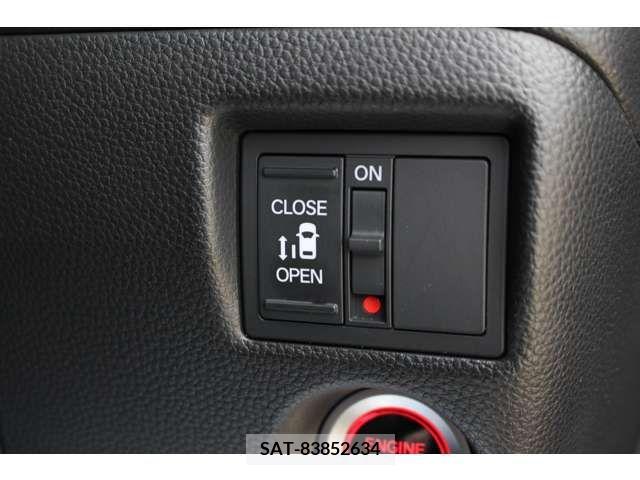 Honda N BOX CUSTOM 2022-04 307401-16