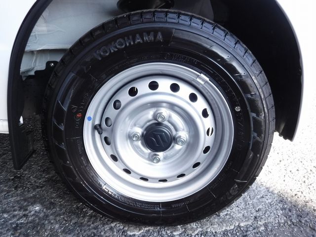 Suzuki EVERY 2023-06 27364-5