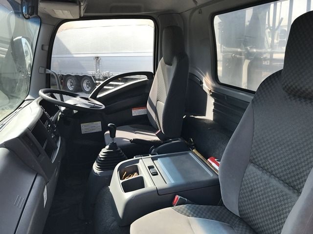 Isuzu FORWARD 2018-03 182987-2