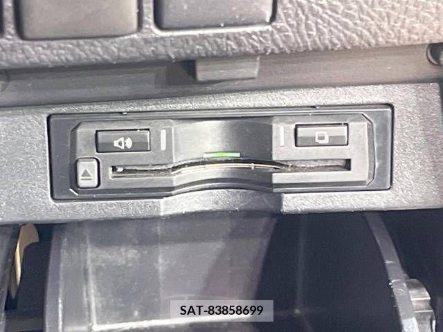 Toyota ALPHARD 2015-08 299299-5
