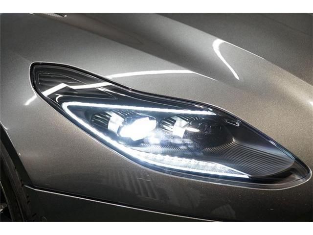 Aston Martin Aston Martin 2019-04 187072-18