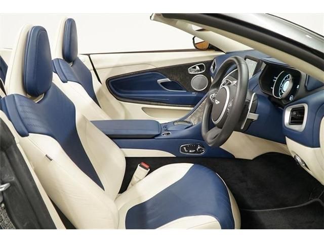 Aston Martin Aston Martin 2019-04 187072-24