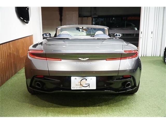 Aston Martin Aston Martin 2019-04 187072-13