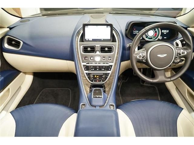 Aston Martin Aston Martin 2019-04 187072-26