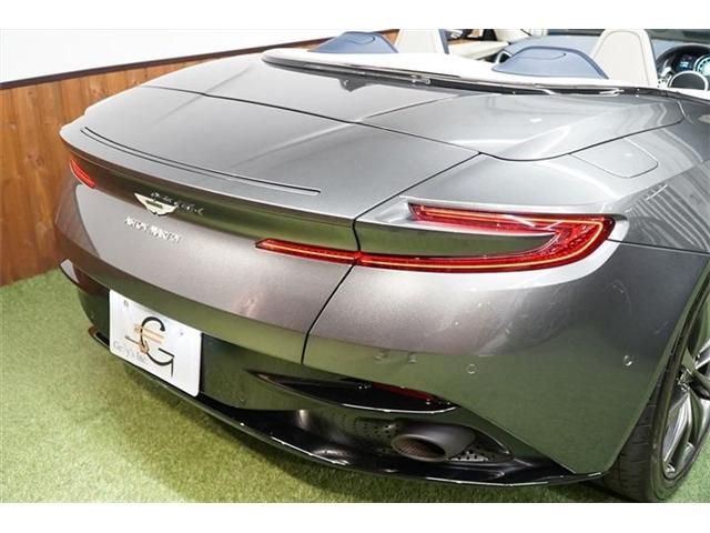Aston Martin Aston Martin 2019-04 187072-15