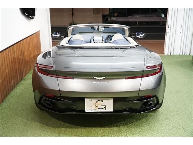 Aston Martin Aston Martin 2019-04 187072-11