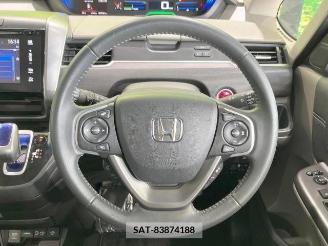 Honda FREED HYBRID 2017-05 270544-12